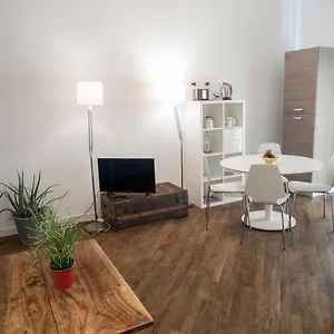 Renovated Flat Near Duomo - Lamarmora Apartamento Milán